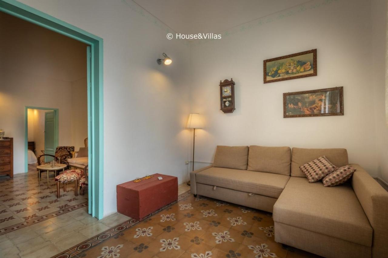 Curry Apartment Noto